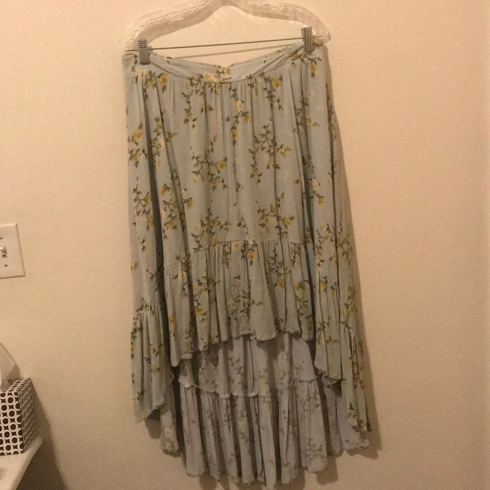 High-low skirt